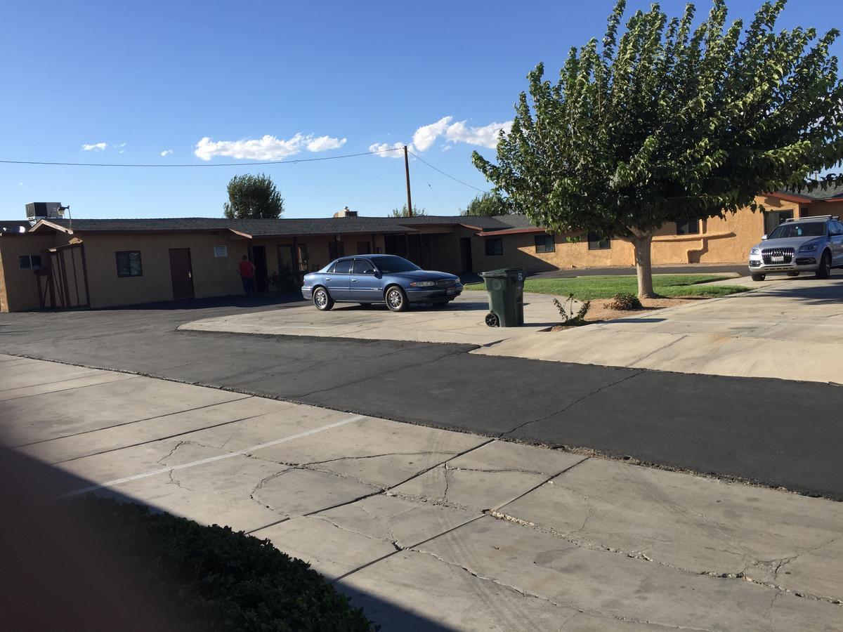 Black Horse Motel Apple Valley Exterior foto
